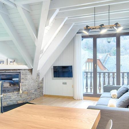 Saplan Real Estate Pijauert Apartman Les, Catalonia Kültér fotó