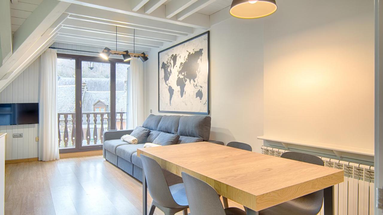 Saplan Real Estate Pijauert Apartman Les, Catalonia Kültér fotó